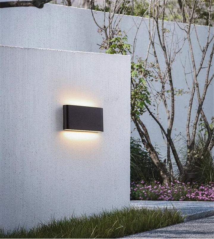 Lisslune | HydroShine - Durable Waterproof Wall Light