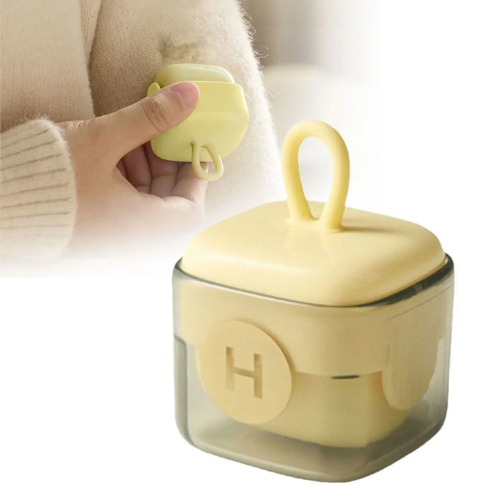 Lisslune | Soft Touch Fabric Cleaner Lint Remover Gadget