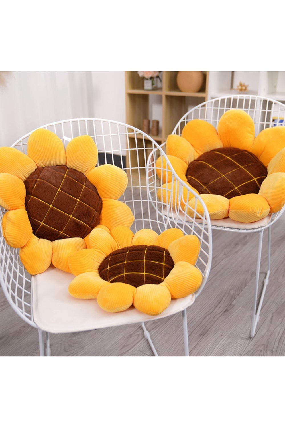 Lisslune | Cozy sunflower plush nap pillow