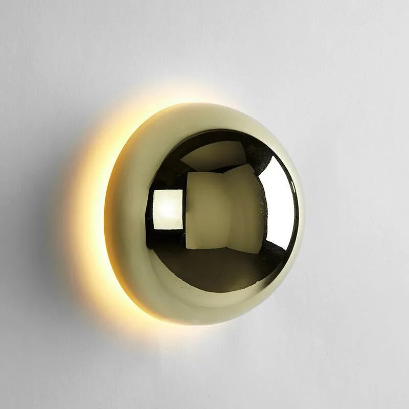 Lisslune | AuroraLume – Nordic Wall Lamp in Aluminium and Acrylic