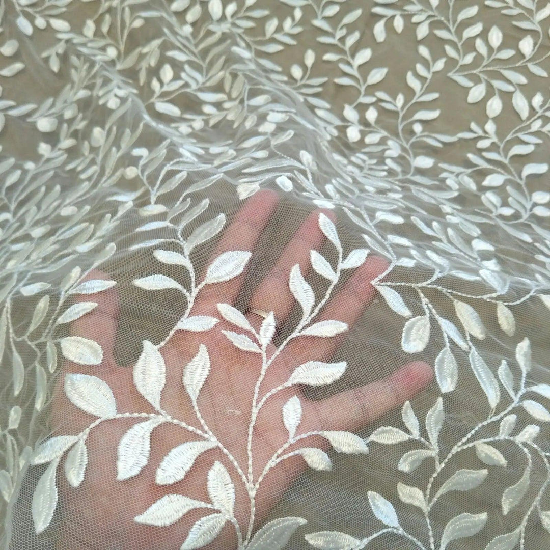 Lisslune | Luxurious Leaf Lace Fabric for Beautiful Wedding Dresses - 135cm Width, Available per Meter