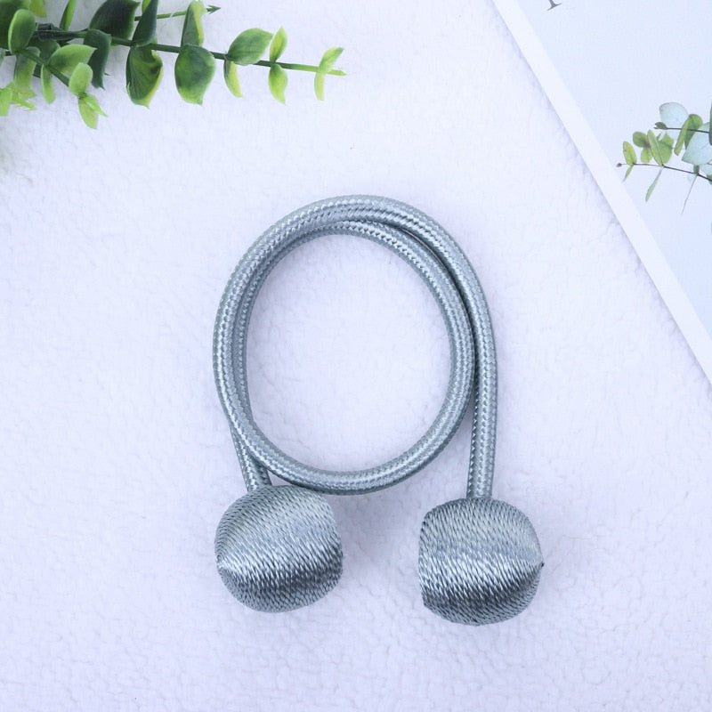 Lisslune | Magnetic clip for holding curtains together (2 pieces)
