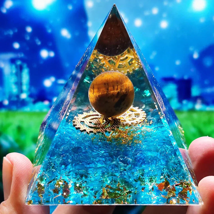 Lisslune | Orgonite Pyramid with Amethyst Pendulum – Energy, Protection and Decoration