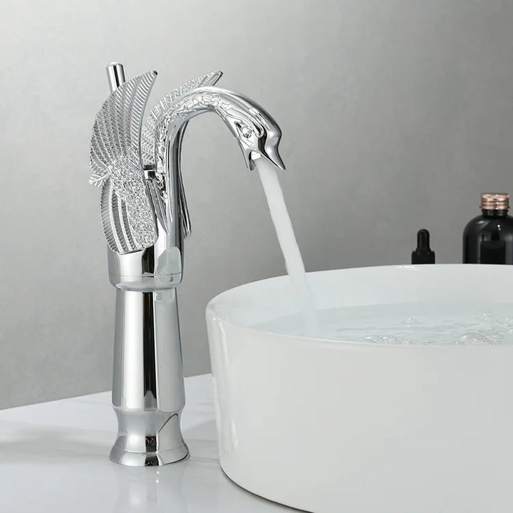 Lisslune | Swan Single Handle Golden Basin Faucet