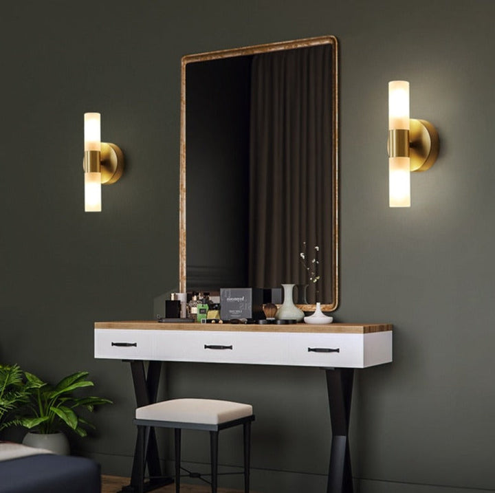 Lisslune | EliteLume – Minimalist Gold Wall Lamp with Energy-Efficient LED