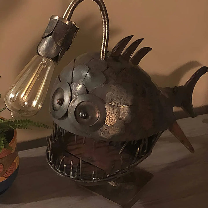 Lisslune | Glowfish Retro Table Lamp
