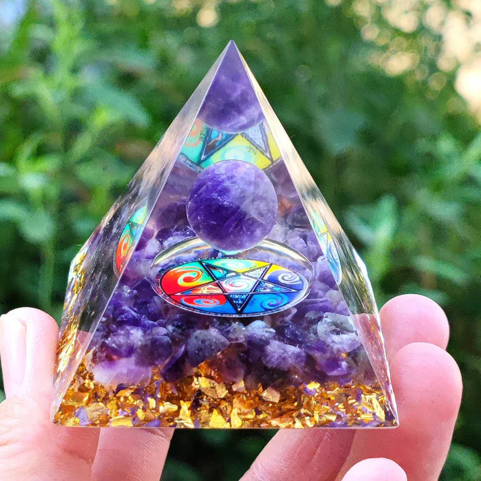 Lisslune | Orgonite Pyramid with Amethyst Pendulum – Energy, Protection and Decoration