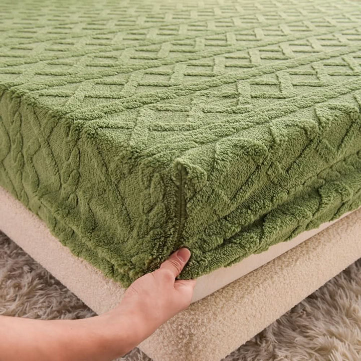 Lisslune | Velvet Mattress Cover – Soft Protective Bedding