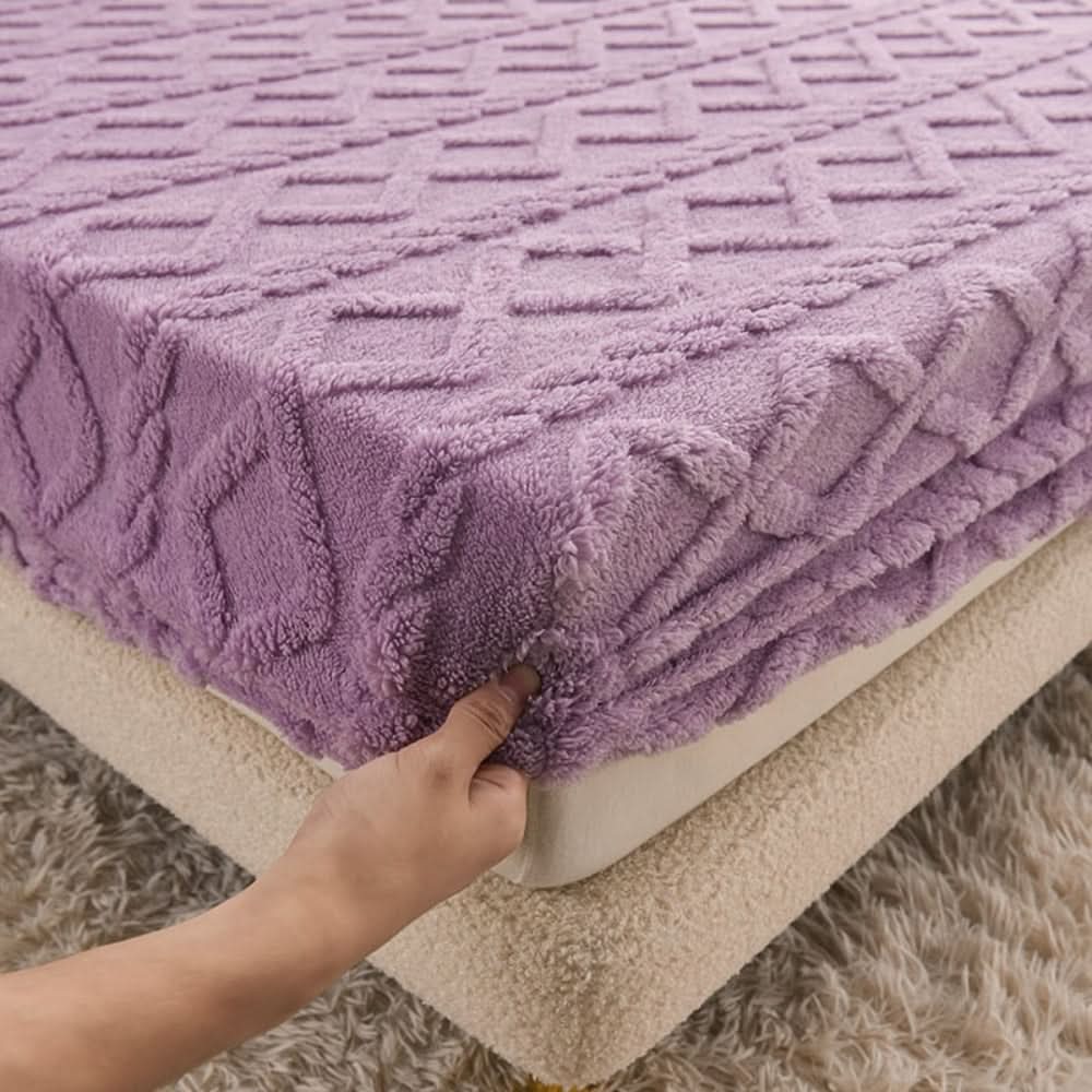 Lisslune | Velvet Mattress Cover – Soft Protective Bedding