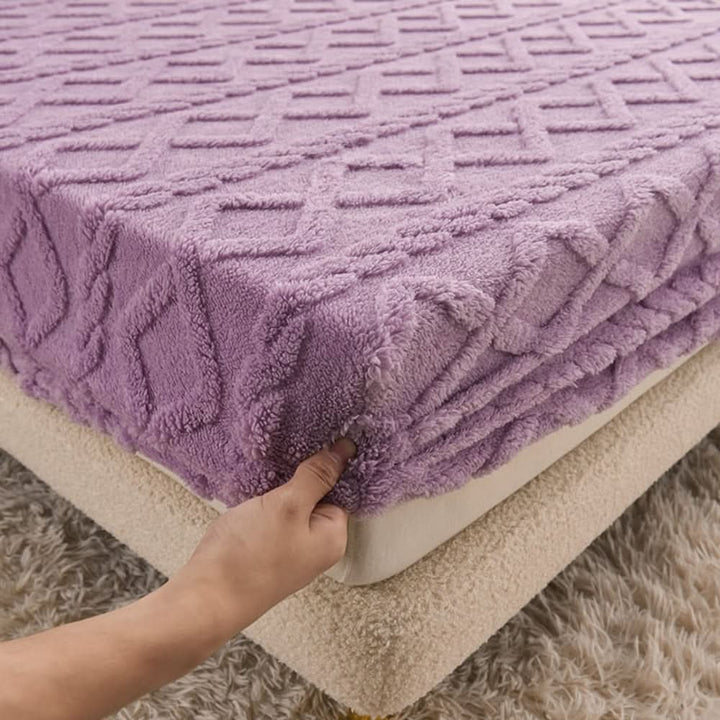 Lisslune | Velvet Mattress Cover – Soft Protective Bedding