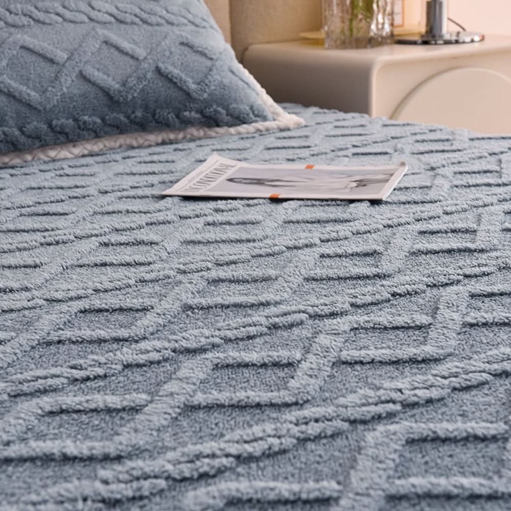 Lisslune | Velvet Mattress Cover – Soft Protective Bedding