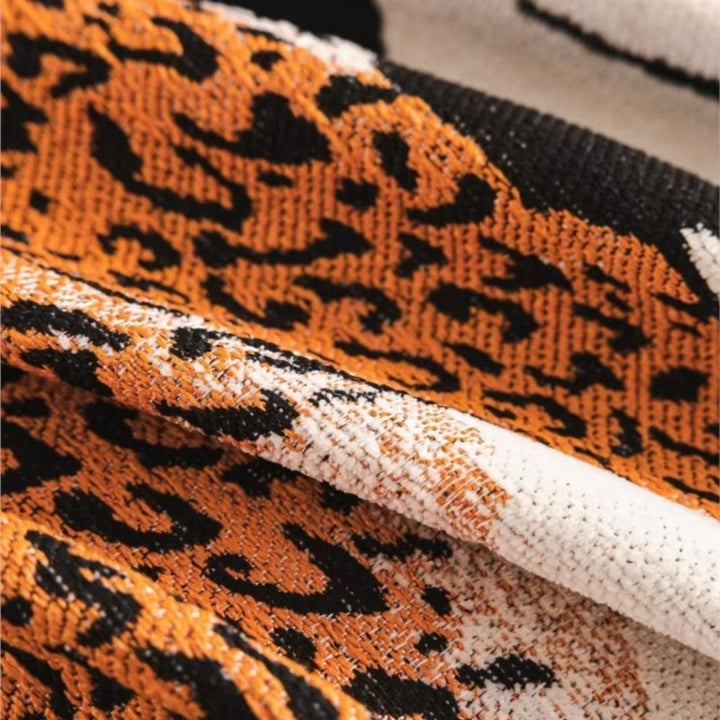 Lisslune | Savara Leopard Sofa Throw Blanket