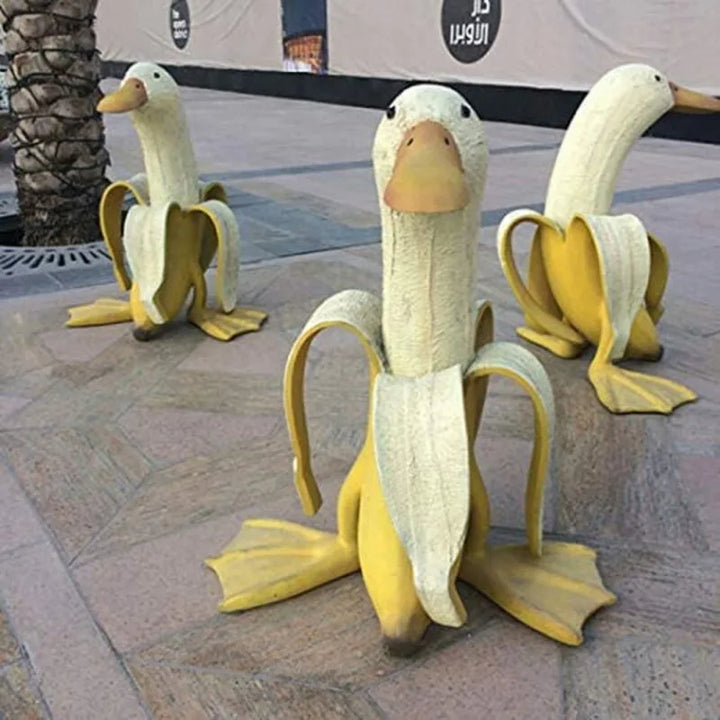 Lisslune | Banana Duck Sculpture | Playful Garden Decoration!