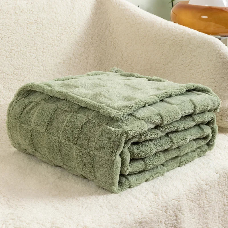 Lisslune | Cozy Checkered Blanket
