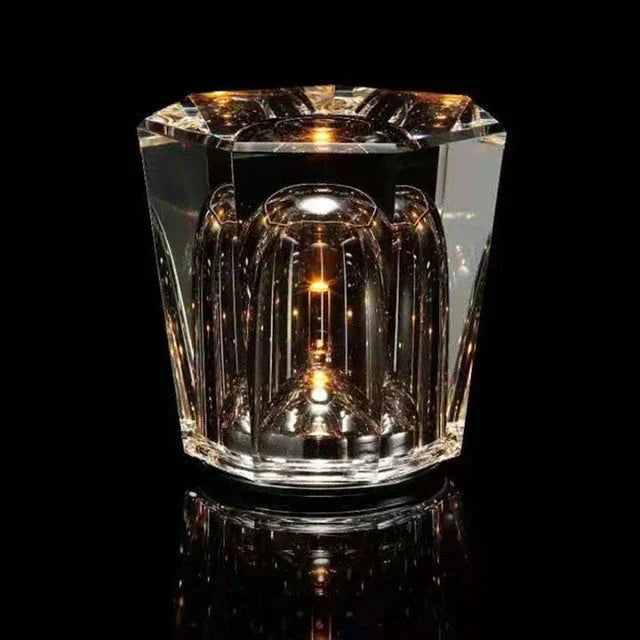 Lisslune | LumiGleam - Crystal faceted table lamp