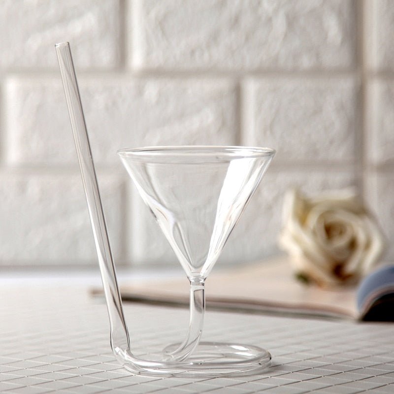 Lisslune | Creative spiral martini cocktail glass with straw