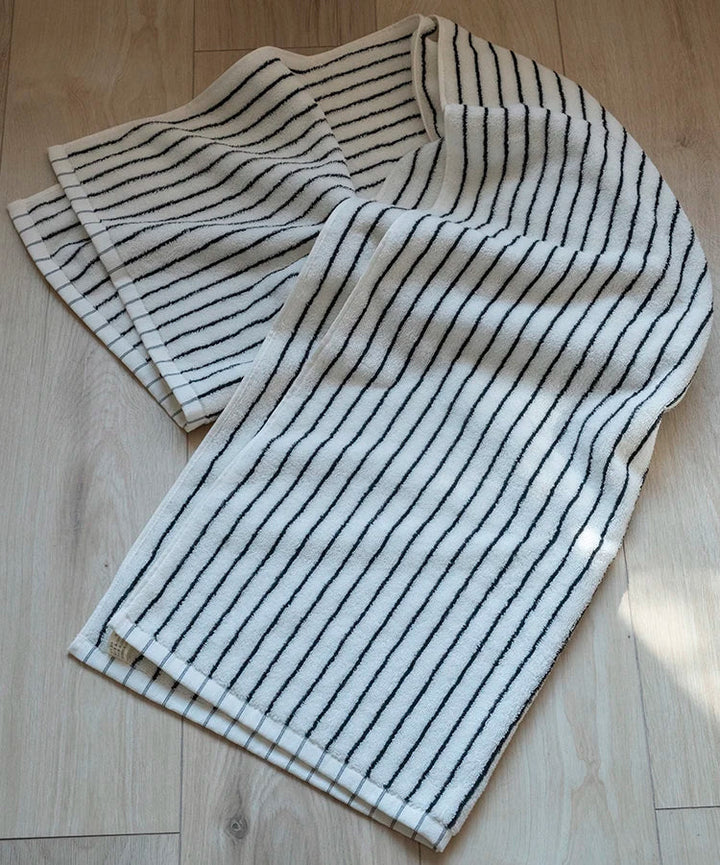 Rynx | Retro Black-White Striped Cotton Towel Soft Skin-Friendly Thickened Face-Hand Towel Absorbent Bath Towels Household Towel Beach Towel