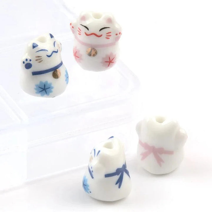 Lisslune | Playful Lucky Cat Ceramic Beads Set for Unique Jewelry Creations - 4 Pieces (13x14mm)