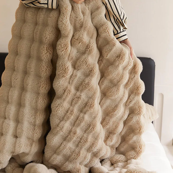 Lisslune | CozyChic - Luxe Throw Blanket for Warm Moments