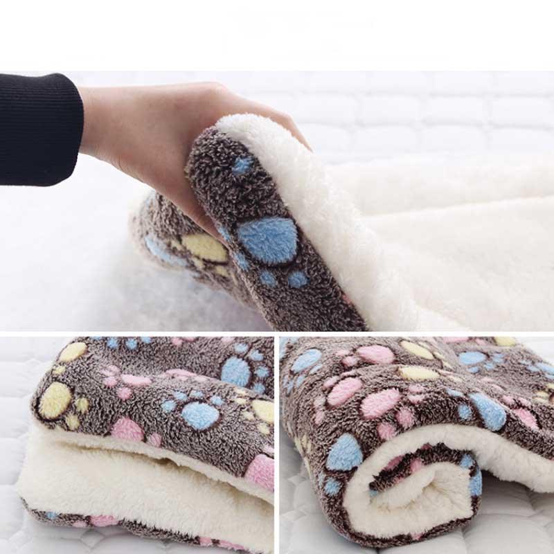 Lisslune | Plush Flannel Pet Bed for Ultimate Comfort for Dogs and Cats