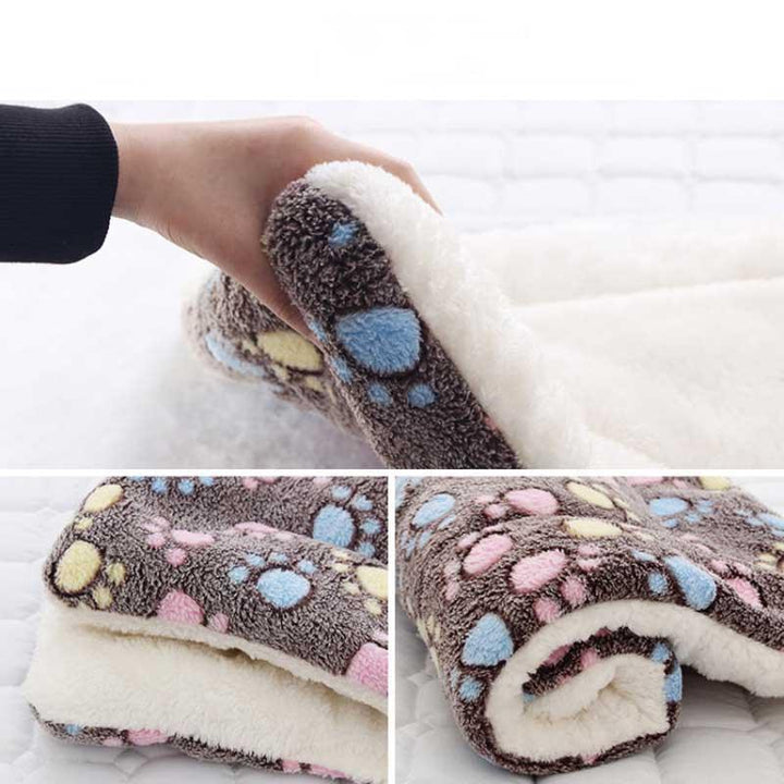 Lisslune | Plush Flannel Pet Bed for Ultimate Comfort for Dogs and Cats
