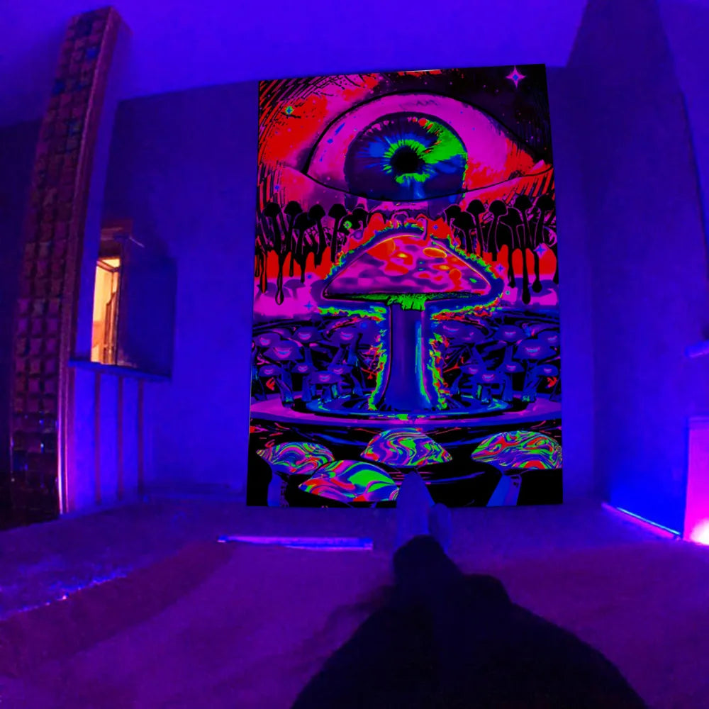 Lisslune | Mushroom Glow Wall Carpet