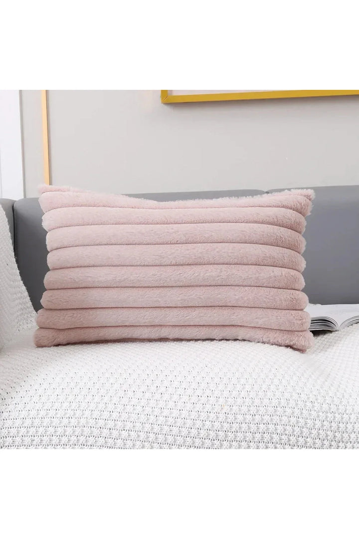 Lisslune | White plush pillow cover