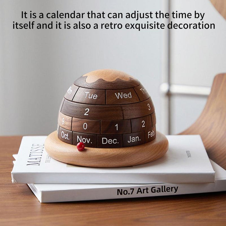 Lisslune | Unique Planet Wooden Table Calendar