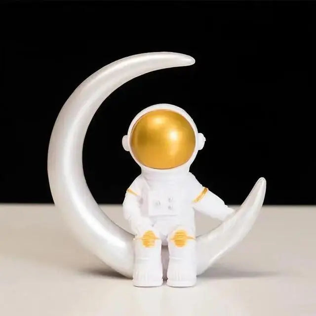 Lisslune | Resin Astronaut Figure Statue Space Traveler Sculpture Educational Toy Desk Decoration Astronaut Model For Children Gift