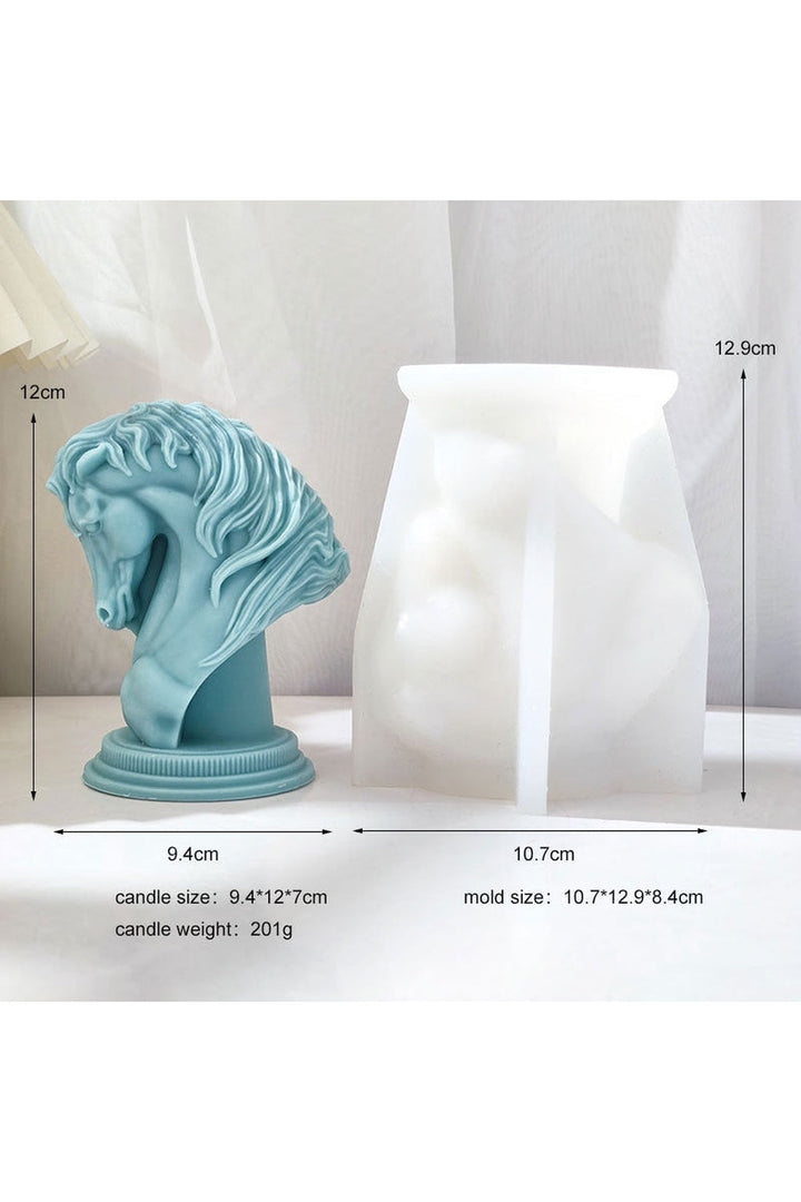 Lisslune | War Horse Head Candle Shape
