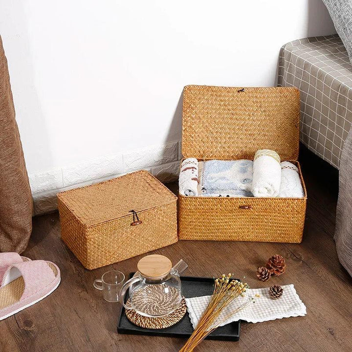 Lisslune | Natural Seaweed Laundry Basket with Lid - Stylish Basket for Bath Items, Cosmetics, and Towels