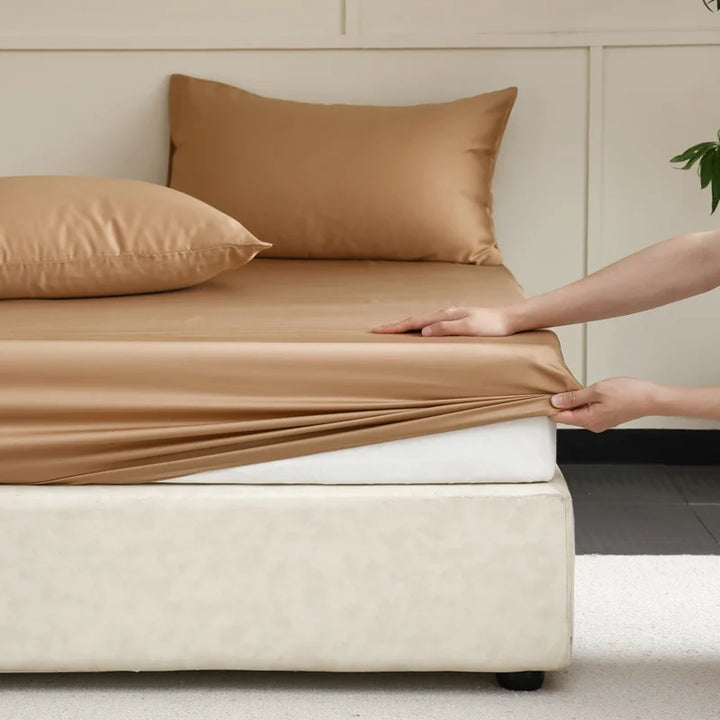 Lisslune | SilkDreams Mulberry Silk Bed Sheet | Breathable | Hypoallergenic | Luxury Bedding for Your Home
