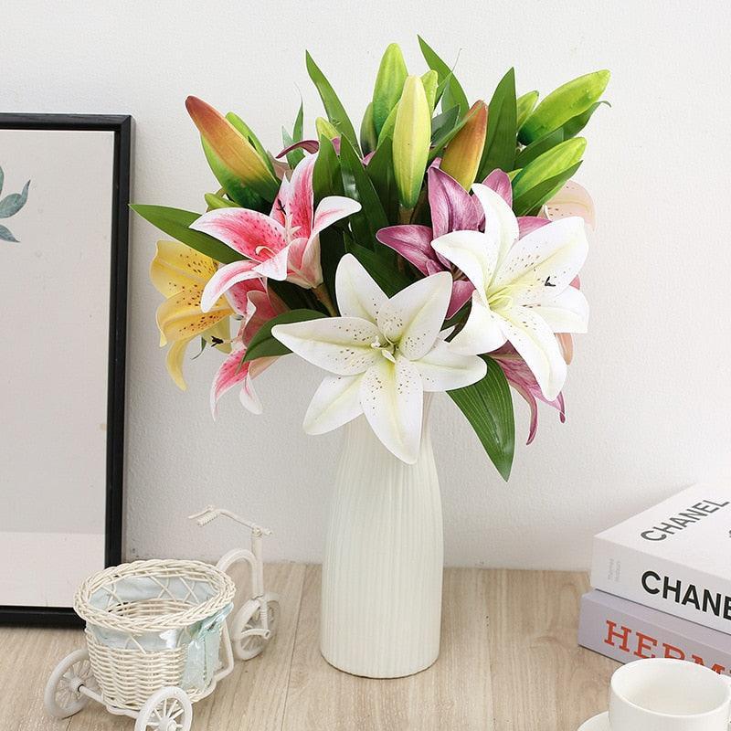 Lisslune | Very Elegant Lily Arrangement: A Touch of Elegance for Every Occasion