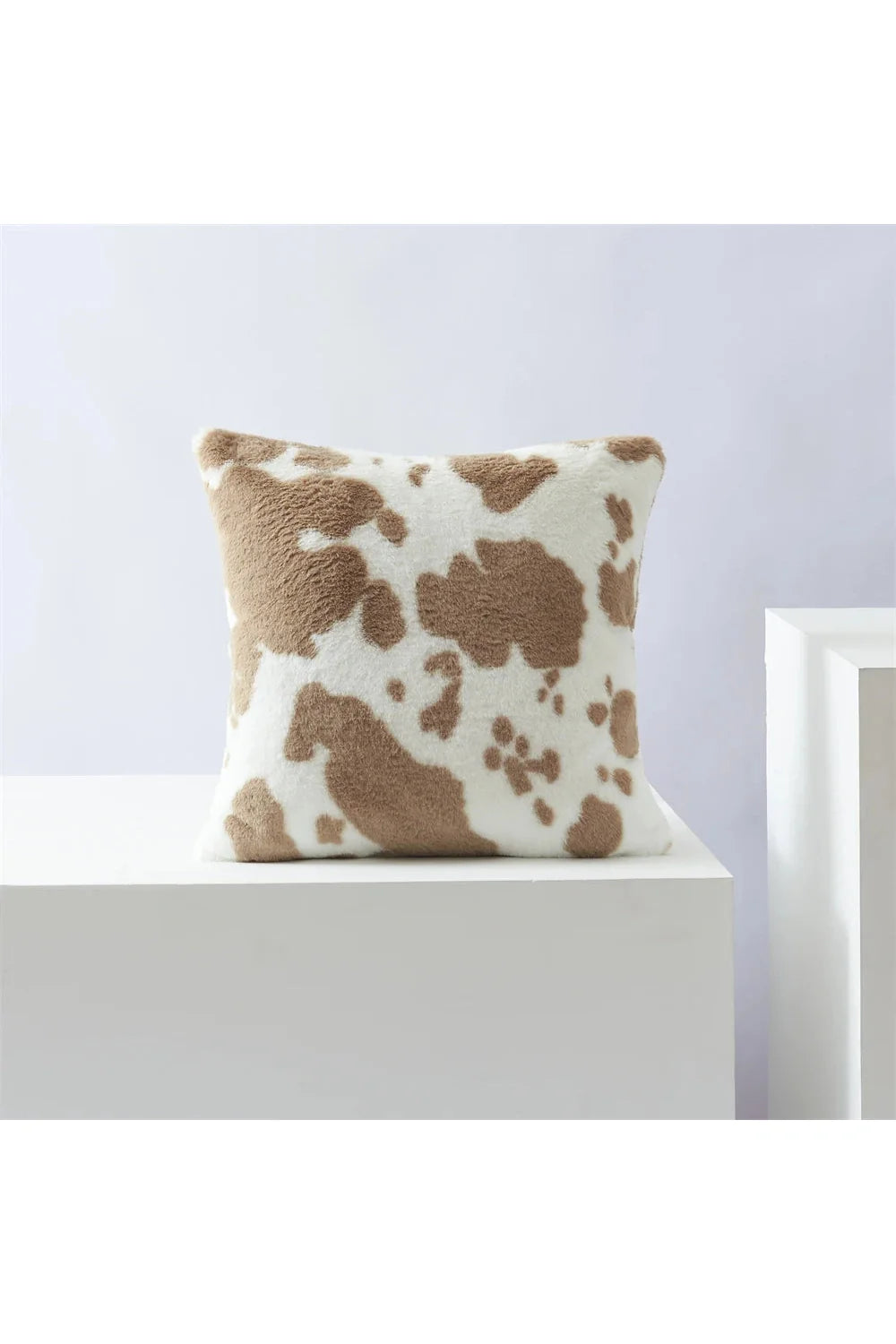 Lisslune | Plush cushion cover