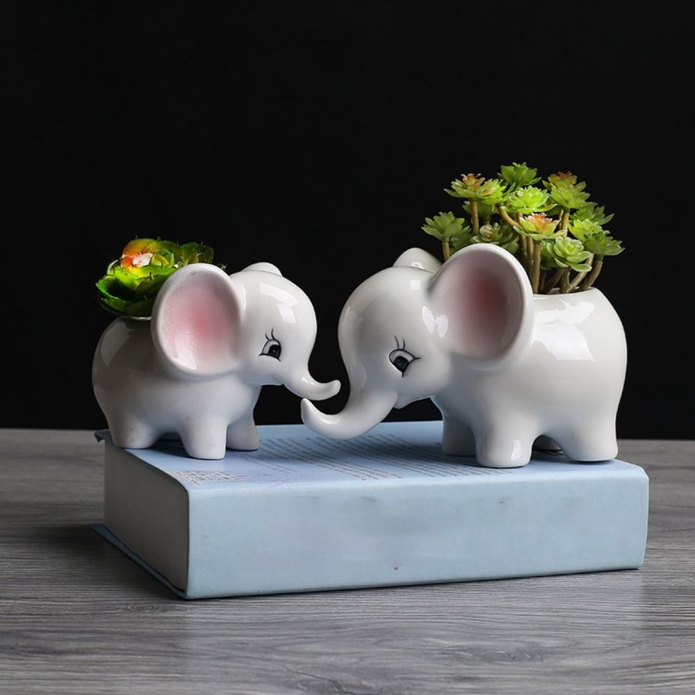Lisslune | ElephantElegance Sculptural Planter – Modern Decorative Elephant-Inspired Design