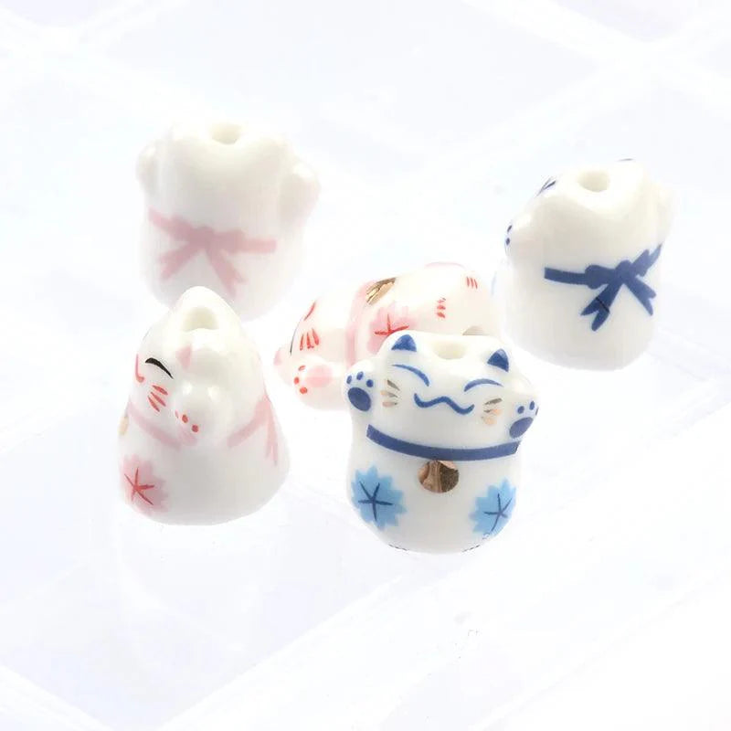 Lisslune | Playful Lucky Cat Ceramic Beads Set for Unique Jewelry Creations - 4 Pieces (13x14mm)