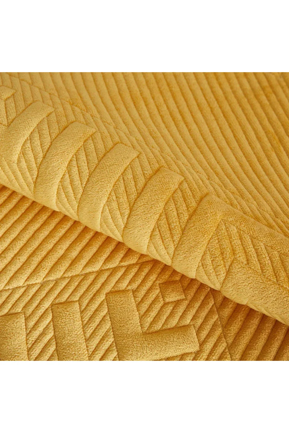 Lisslune | Soft Quilted Sofa Cover