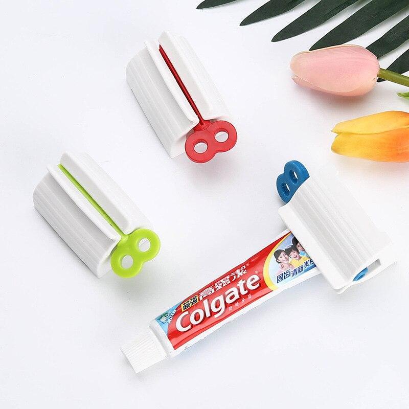 Lisslune | Automatic Toothpaste Dispenser and Toothbrush Holder - Wall-mounted Bathroom Organizer