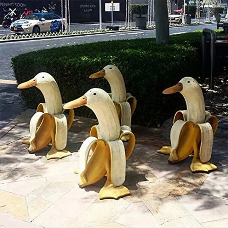 Lisslune | Banana Duck Sculpture | Playful Garden Decoration!