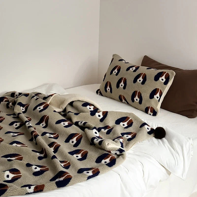 Rynx Selected High Quality Sheep Rollie Loop Fleece Warm Sofa Blanket Autumn Winter Fluffy Warmth Blankets for Bed Thickened Napping Blanket