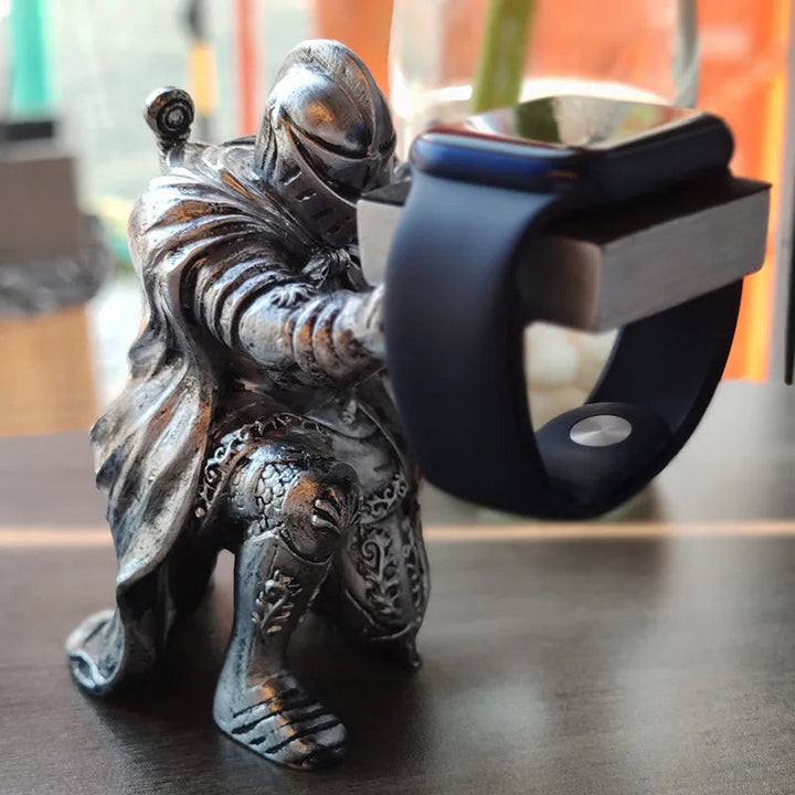 Lisslune | Guardian of Timepiece Medieval Watch Holder