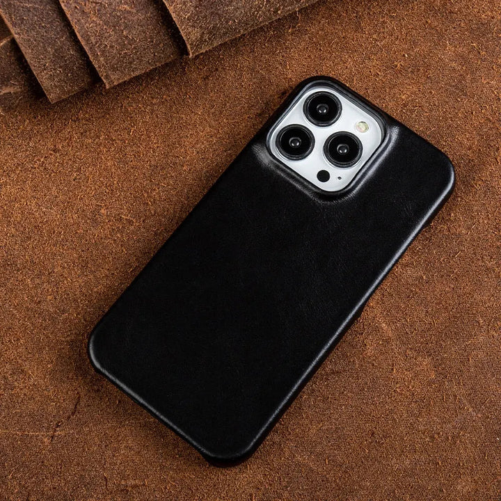 Lisslune | RoyalLeather: Luxurious, handmade case made of genuine cowhide leather for the iPhone