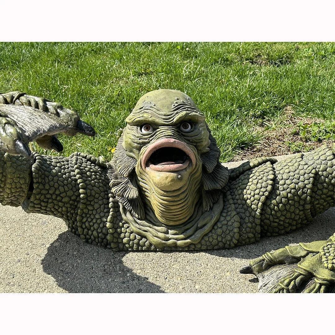 Lisslune | Kreatur The Black Lagoon Grab sculptures Figure Garden building Outdoor ornaments Monster Statue Man Halloween Decoration