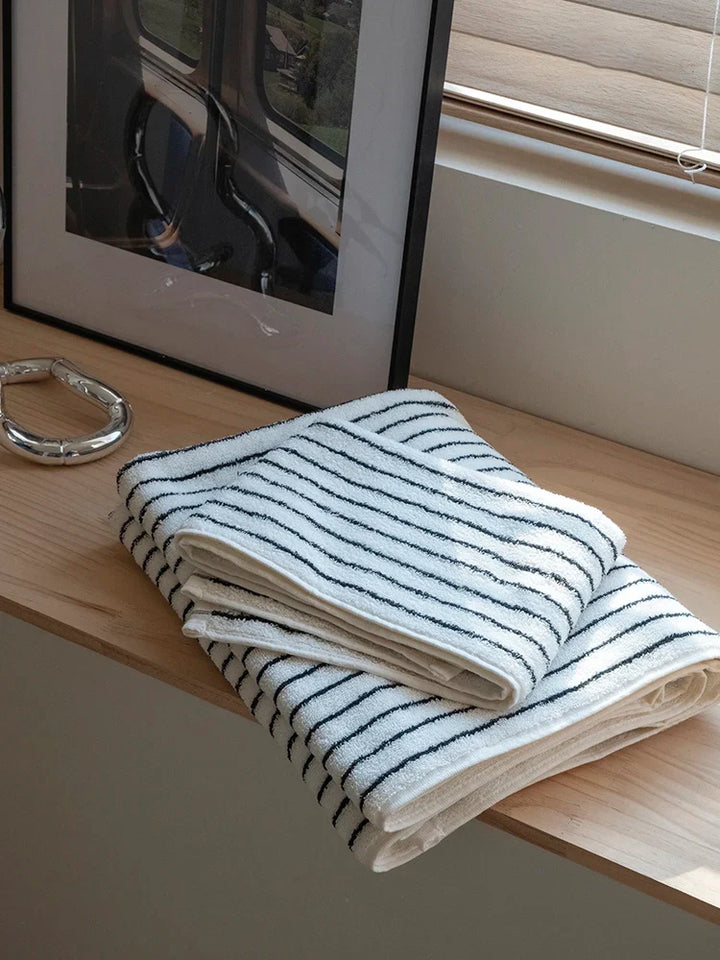 Rynx | Retro Black-White Striped Cotton Towel Soft Skin-Friendly Thickened Face-Hand Towel Absorbent Bath Towels Household Towel Beach Towel