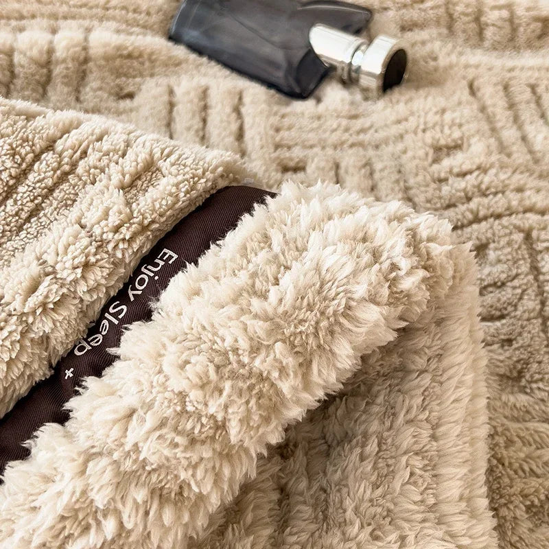Rynx New Half-Side Fleece Autumn Winter Blanket Soft Fluffy Maternal and Child Grade Comforters Warm Breathable Sofa Cover Blanket