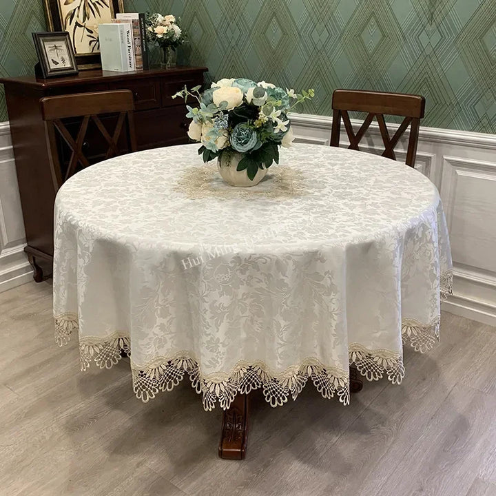 Lisslune | Lace Dreams Tablecloth