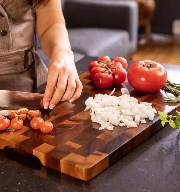 Lisslune | Halved Cutting Board Made of Wood