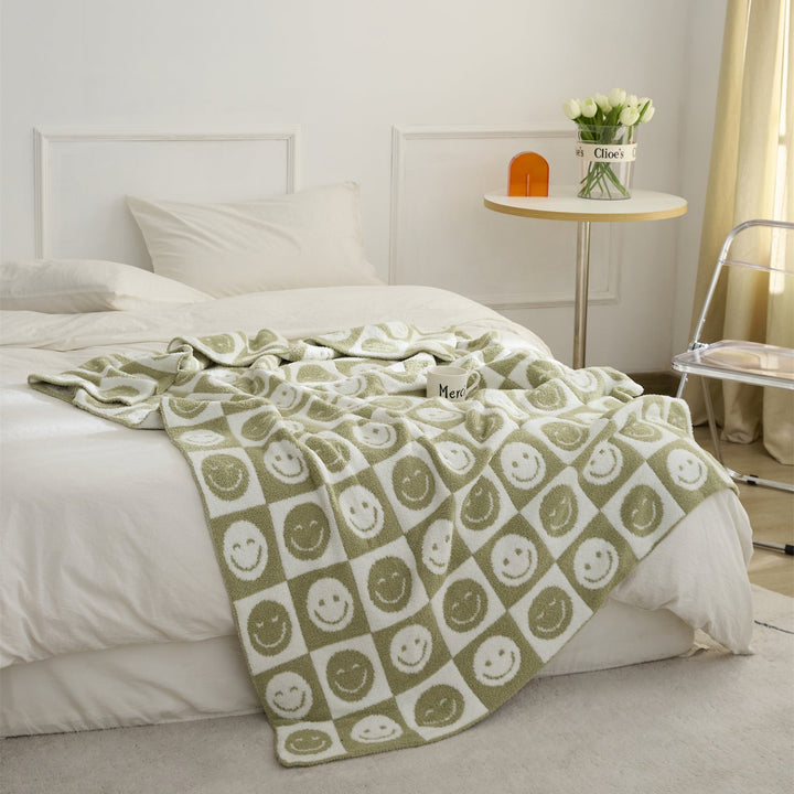 Lisslune | Smiley Checked Blanket