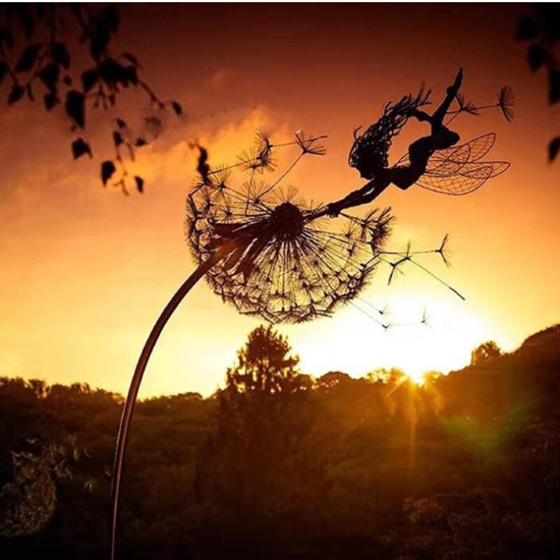 Lisslune | Enchanting fairy tale garden sculptures: dreamy garden decorations - Alisa