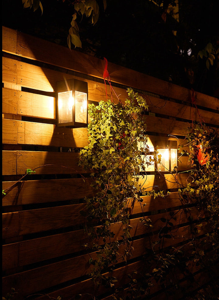Lisslune | GlowHaven – Wall Lamp for Garden Fences with Inviting Light